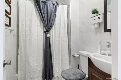 2117 5 Avenue, New York, NY 10035 - Photo 8