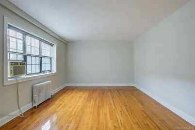 78-35 147th Street #2E, Kew Gardens, NY 11367 - Photo 6