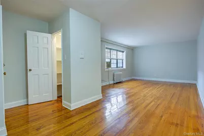 78-35 147th Street #2E, Kew Gardens, NY 11367 - Photo 4