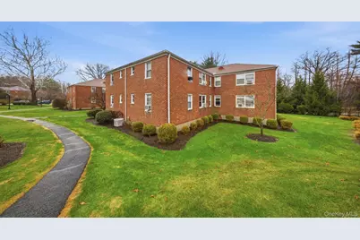2 Bryant Crescent #1N, White Plains, NY 10605 - Photo 32