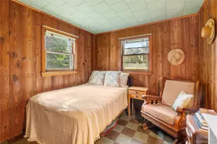 8 Boathouse Rd, Hampton Bays, NY 11946 - Photo 10