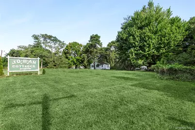 8 Boathouse Road, Hampton Bays, NY 11946 - Photo 2