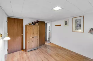 23 Redleaf Ln, Commack, NY 11725 - Photo 26
