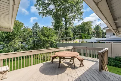 23 Redleaf Lane, Commack, NY 11725 - Photo 14