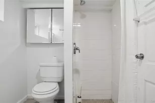 2977 Harding Ave, Bronx, NY 10465 - Photo 14
