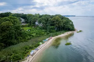 18 Walnut Ave, Setauket, NY 11733 - Photo 24