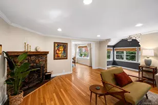 18 Walnut Ave, Setauket, NY 11733 - Photo 4