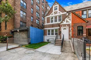 34-56 70th St, Jackson Heights, NY 11372 - Photo 2