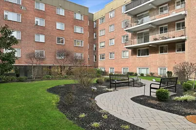 200 Atlantic Avenue #107, Lynbrook, NY 11563 - Photo 32