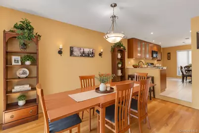 14 Kristin Lane, Hauppauge, NY 11788 - Photo 6