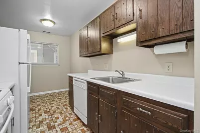902 Commons Way #D, Fishkill, NY 12524 - Photo 26