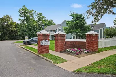 902 Commons Way #D, Fishkill, NY 12524 - Photo 4