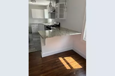 424 Sweezy Avenue, Riverhead, NY 11901 - Photo 6
