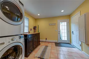 9 Elderwood Dr, Saint James, NY 11780 - Photo 20