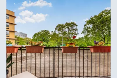 1874 Pelham Parkway S #2P, Bronx, NY 10461 - Photo 24