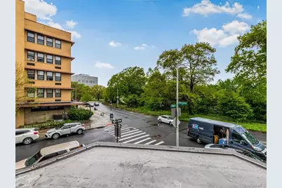 1874 Pelham Parkway S #2P, Bronx, NY 10461 - Photo 14