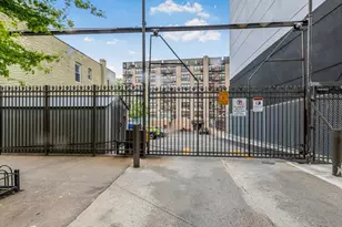1874 Pelham Pkwy S, Bronx, NY 10461 - Photo 28