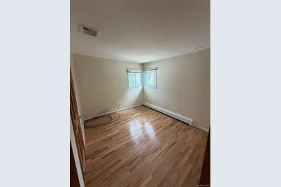 108 Lee Avenue, Babylon, NY 11702 - Photo 8