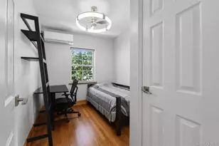 2110 Tomlinson Ave, Bronx, NY 10461 - Photo 22