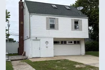 140-144 W Alhambra Avenue, Lindenhurst, NY 11757 - Photo 1