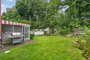 296 Jamaica Blvd, Carle Place, NY 11514 - Photo 12
