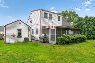 296 Jamaica Blvd, Carle Place, NY 11514 - Photo 14
