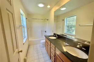 2 Bel Air Dr, Wallkill, NY 12589 - Photo 14