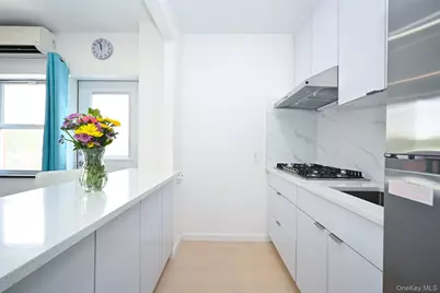 71-77 159th Street #4D, Fresh Meadows, NY 11365 - Photo 6