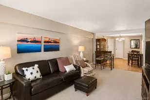 370 W Broadway, Long Beach, NY 11561 - Photo 10