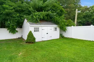 53 Howard Dr, Coram, NY 11727 - Photo 46