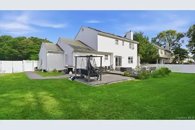 53 Howard Drive, Coram, NY 11727 - Photo 34