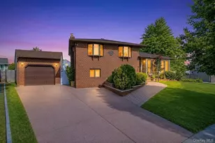 11 Verbena Ct, Hicksville, NY 11801 - Photo 2