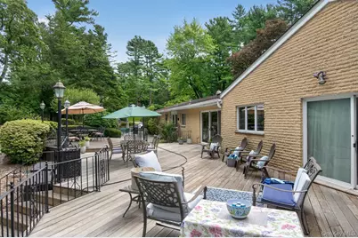 10 Dorchester Drive, Muttontown, NY 11545 - Photo 34