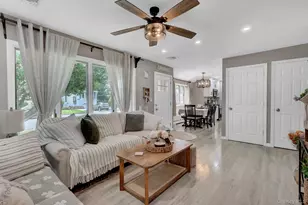 43 Manhattan Ave, West Babylon, NY 11704 - Photo 8