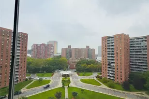 61-35 98th St, Rego Park, NY 11374 - Photo 10