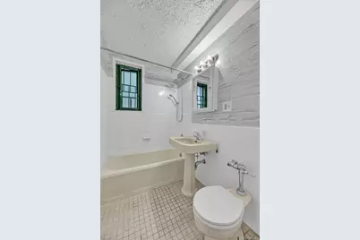 7 Metropolitan Oval #ME, Bronx, NY 10462 - Photo 6