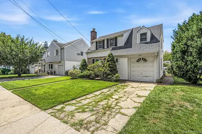 1860 Rockville Drive, Baldwin, NY 11510 - Photo 4