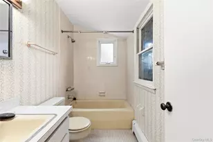 41 Shirley St, Wading River, NY 11792 - Photo 12