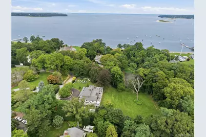 34 Locust Lane, Huntington, NY 11743 - Photo 6