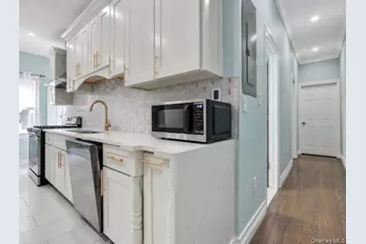 10156 107th Street, Ozone Park, NY 11416 - Photo 32