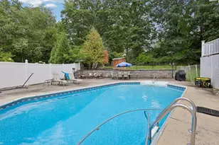 82 Branchville Rd, Valley Cottage, NY 10989 - Photo 32