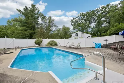 82 Branchville Road, Valley Cottage, NY 10989 - Photo 30