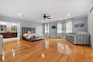 33A Newtown Rd, Hampton Bays, NY 11946 - Photo 18