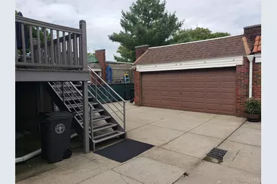 87-37 Union Turnpike, Glendale, NY 11385 - Photo 20