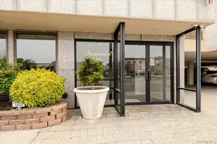235 W Park Ave, Long Beach, NY 11561 - Photo 2