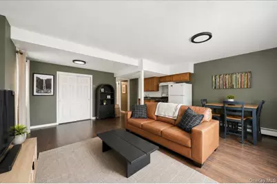 1581 Hollywood Avenue, Bronx, NY 10461 - Photo 10