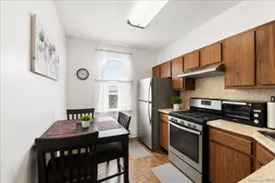 1581 Hollywood Ave, Bronx, NY 10461 - Photo 4