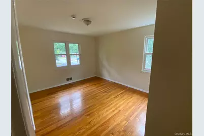 182 N Middletown Road, Pearl River, NY 10965 - Photo 6