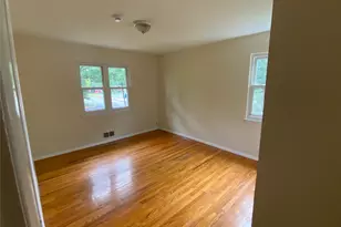 182 N Middletown Rd, Pearl River, NY 10965 - Photo 6