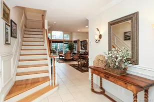 643 Verona Dr, Melville, NY 11747 - Photo 2